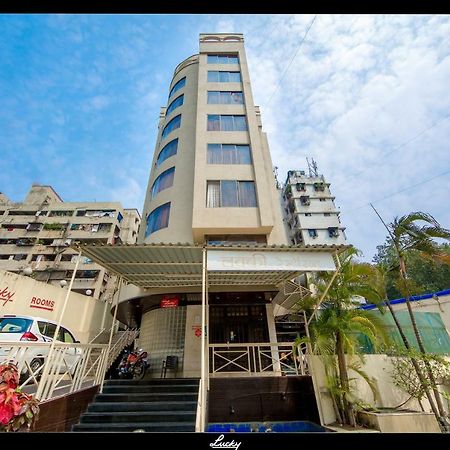 Lucky Hotel Goregaon Bombaj Exteriér fotografie