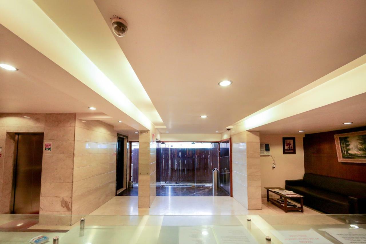 Lucky Hotel Goregaon Bombaj Exteriér fotografie